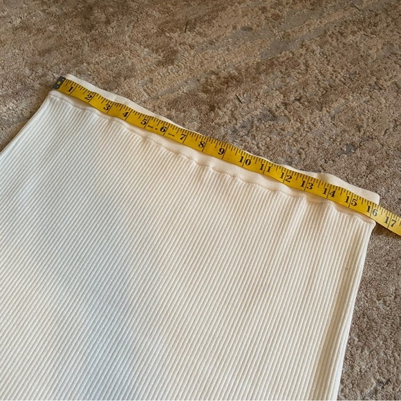 Wilfred Aritzia Ribbed Tight Knit Mini Skirt Ivory White: XL - Picture 3 of 7